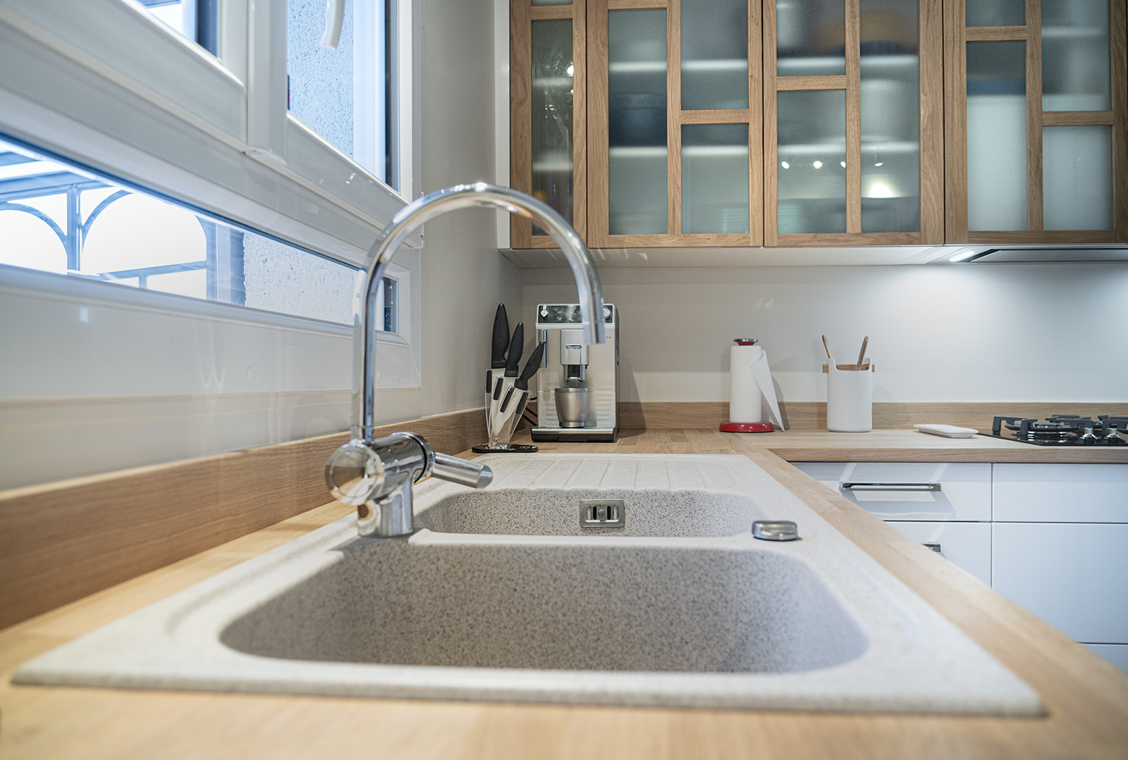 cuisine-style-scandinave-detail-evier-vazard-home-cuisines-neubourg-eure