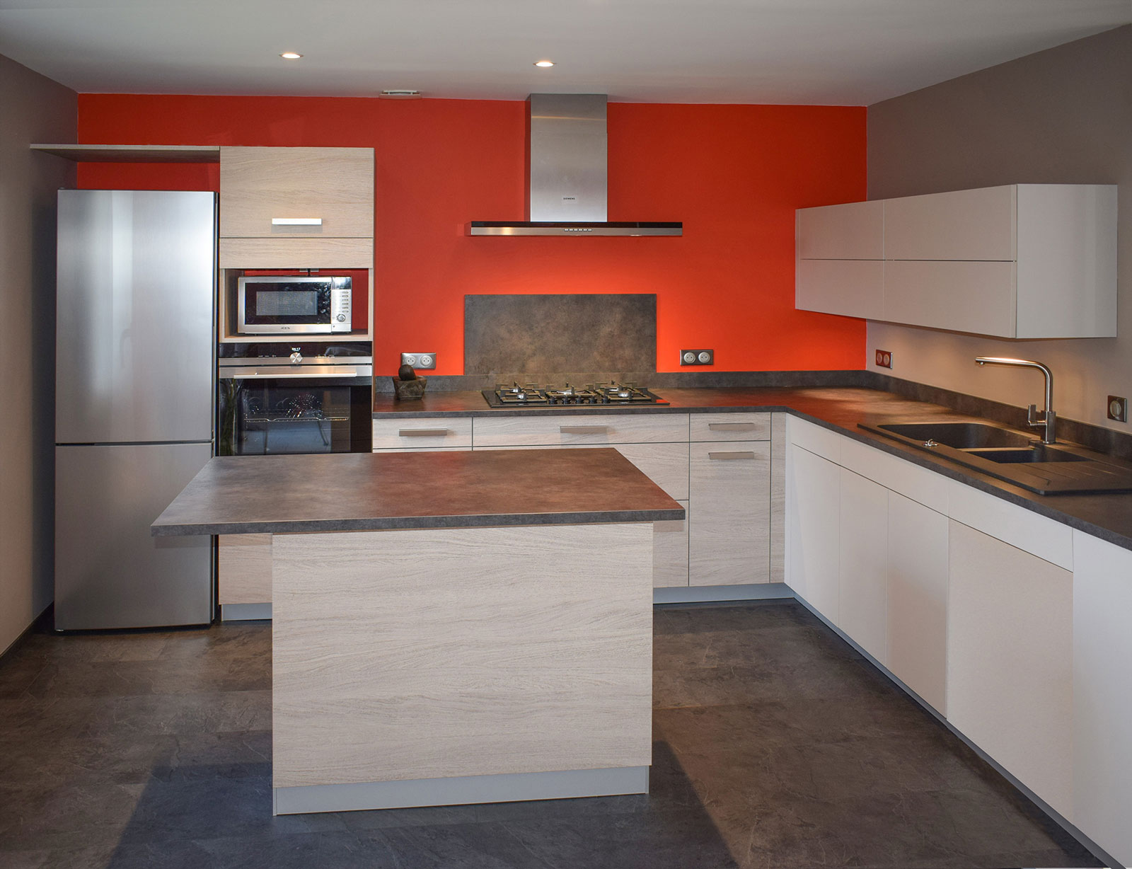 cuisine-style-contemporain-bois-laque-blanche-vazard-home-cuisines-neubourg-rouen