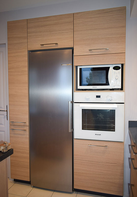 cuisine-style-contemporain-rangement-vertical-vazard-home-cuisines-neubourg-rouen