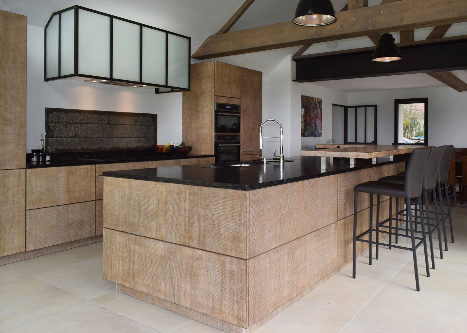 vazard-cuisine-style-industriel-bois-brut de sciage-vazard-home-cuisines-neubourg-bernay