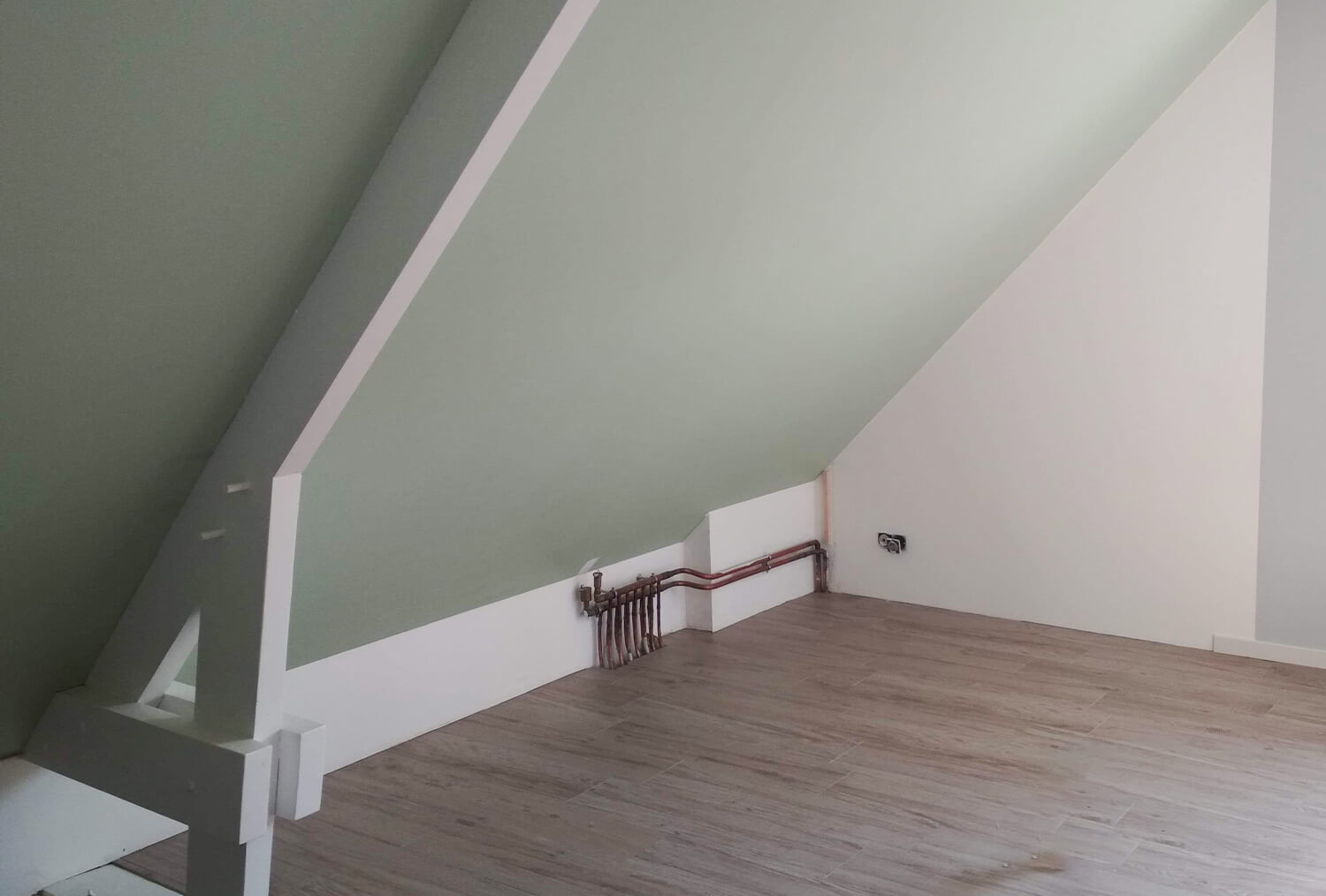 dressing-sur-mesure-sous-pente-avant-vazard-home-cuisines-neubourg-louviers