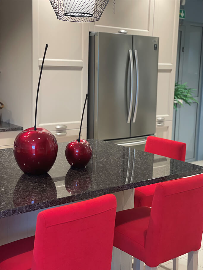 cuisine-cornouille-style-campagne-chic-deco-vazard-home-cuisines-le-neubourg-louviers