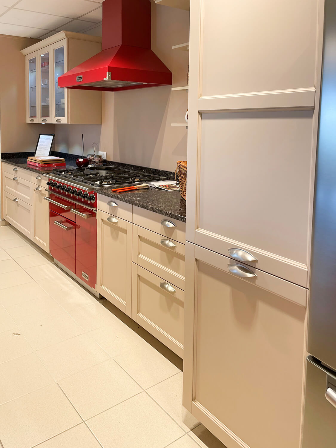 cuisine-cornouille-style-campagne-chic-rangement-vazard-home-cuisines-le-neubourg-louviers