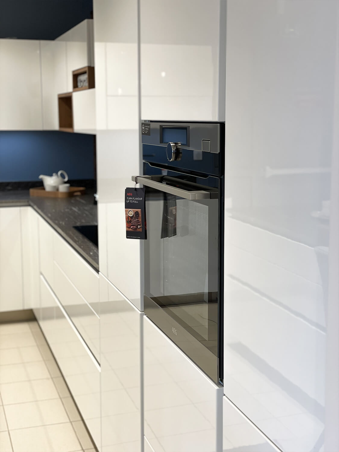 cuisine-style-contemporain-rangement-four-vazard-home-cuisines-le-neubourg-rouen